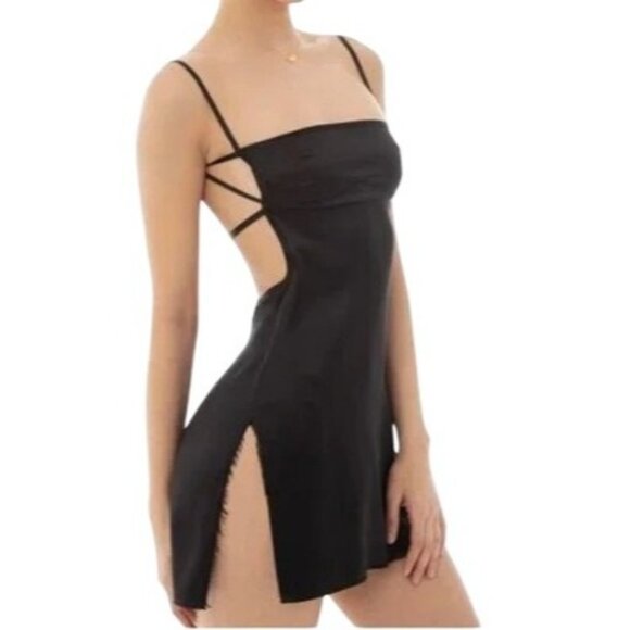 Are You Am I Missi Dress in Black - Picture 4 of 8